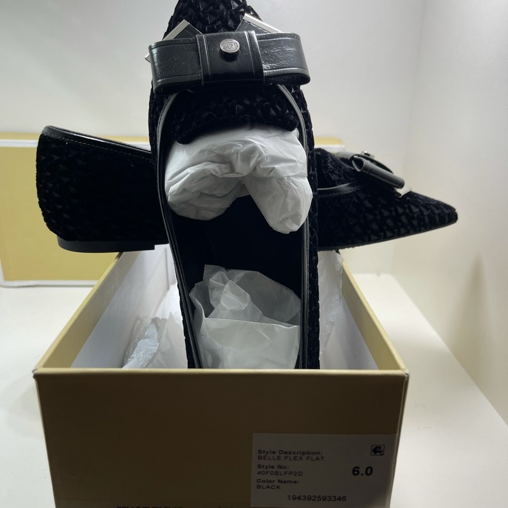 BNIB Michael Kors Belle Flex Valvet Flat Black 6